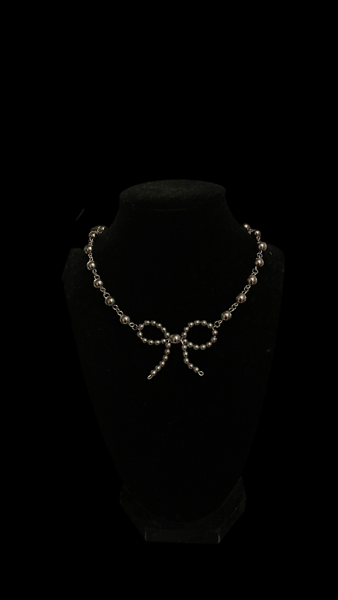 Hachi Necklace